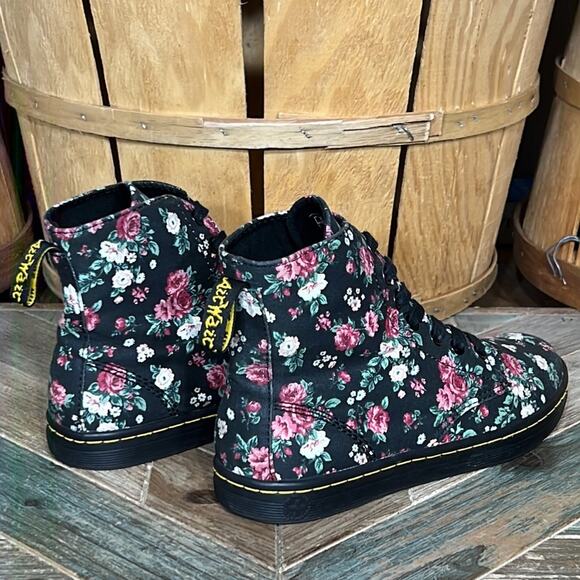 Dr. Martens Hackney 7-Eye Pink Rose Floral Black Canvas Ankle Boot Womens Size 6 - Picture 5 of 11